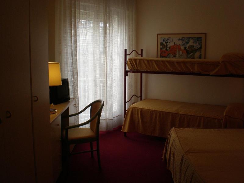 Hotel Majestic Lido di Jesolo Bagian luar foto