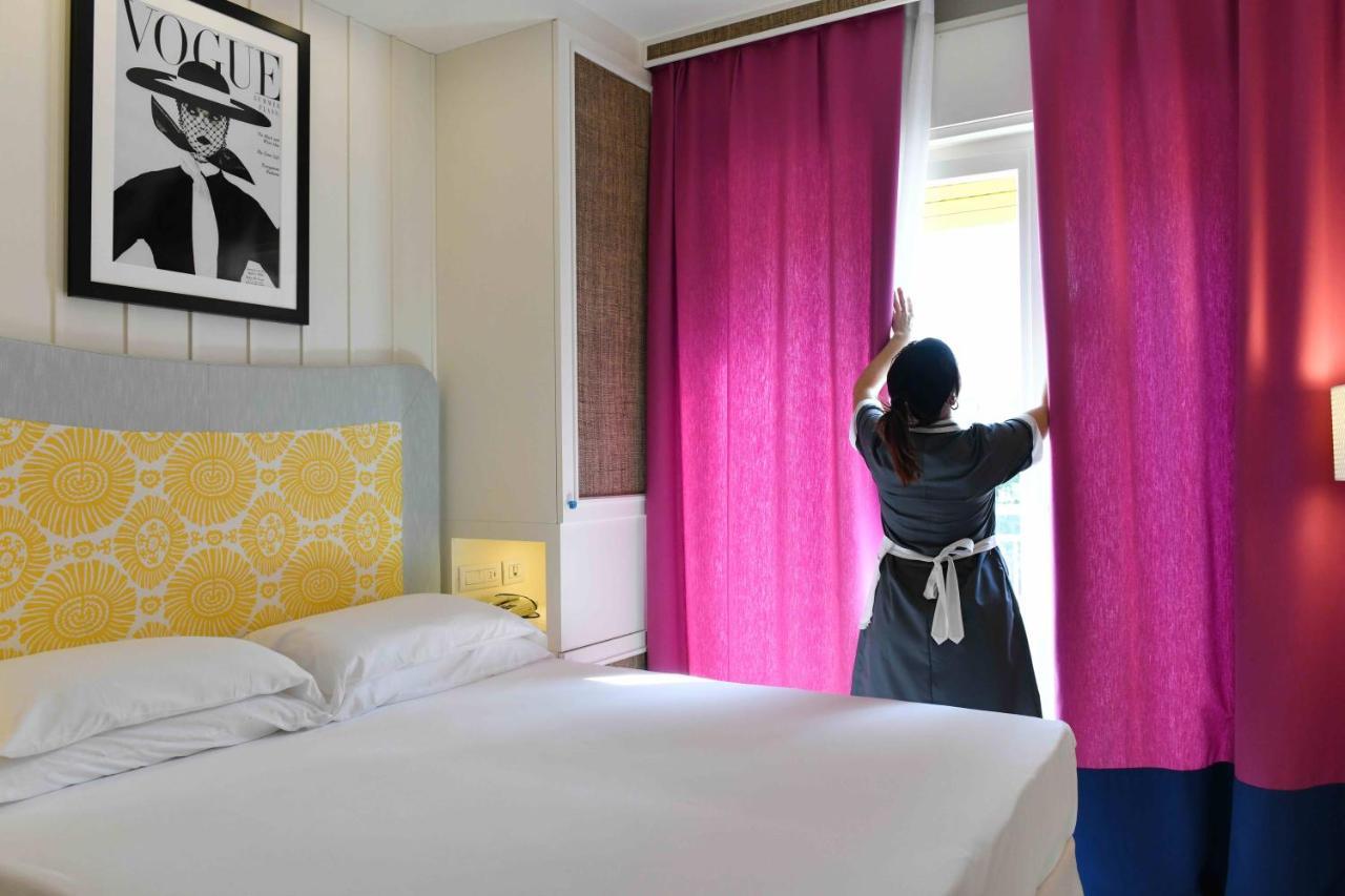 Hotel Majestic Lido di Jesolo Bagian luar foto